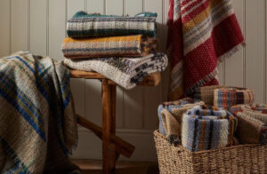 Random_recycled_wool_blankets_from_The_British_Blanket_Company_online_shop_UK_4_9f18312d-949a-4aca-9.jpeg