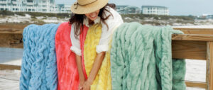 desktop_homepage_beach_colorful_1024x1024.jpg