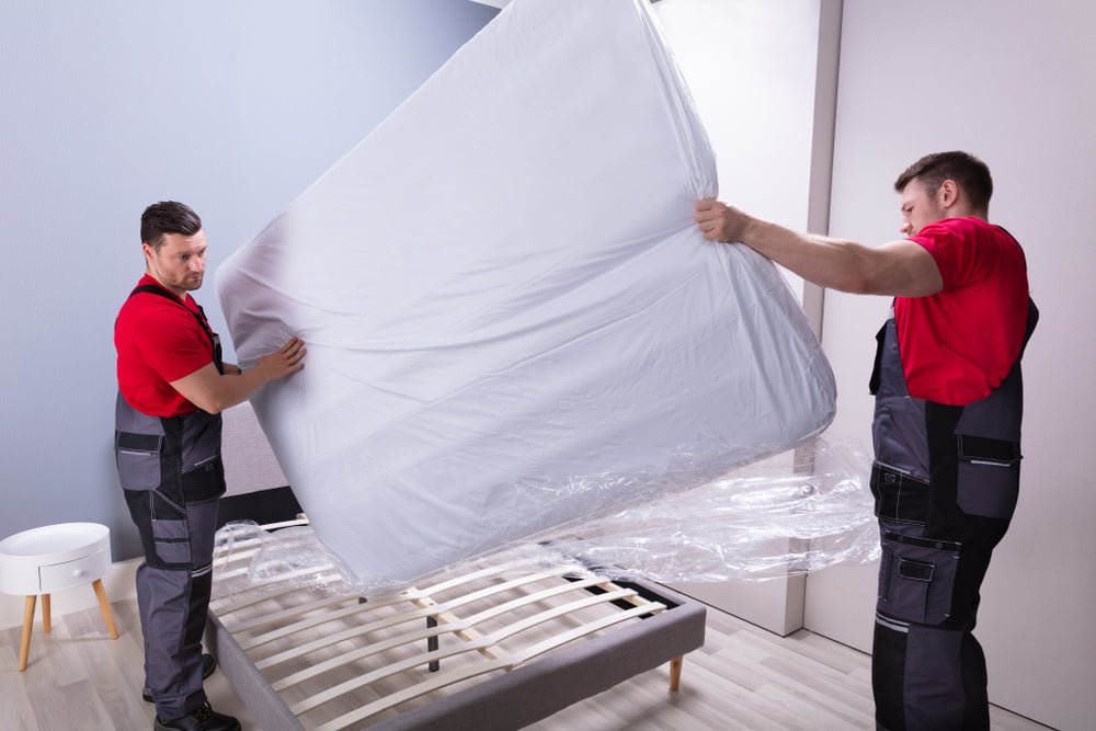 mattress-off-gassing-what-it-is-and-why-its-worse-in-the-summer-heat-3716400.jpg