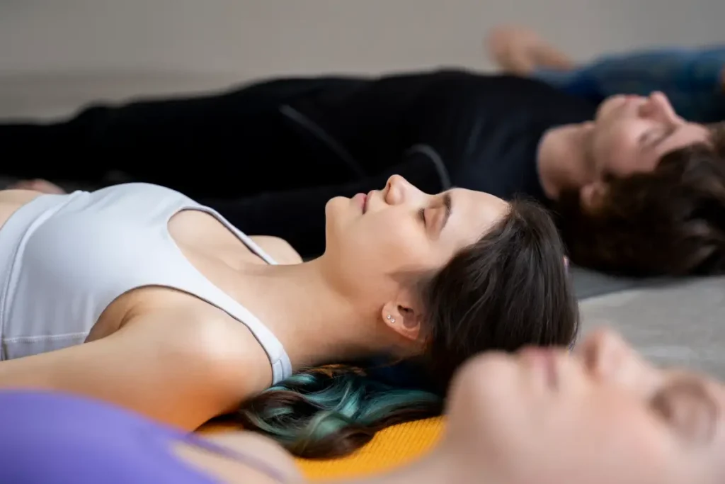 people_enjoying_yoga_retreat_1.webp.webp