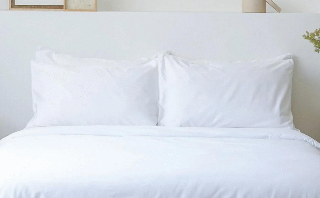 close_up_white_bedding_1200x1200.png