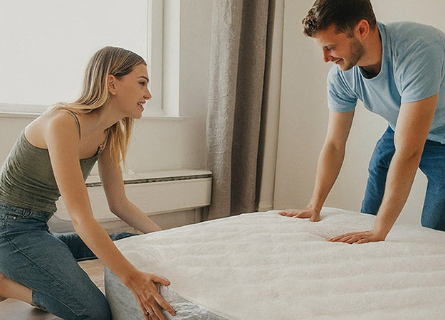 couple-setting-up-bed-in-home_ed9ccce3-1dcc-479f-9d87-ff993db5098f.jpg